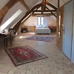 A L'ecole Buissonniere 4* オンフルール