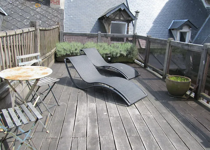 A L'ecole Buissonniere 4* Онфлер