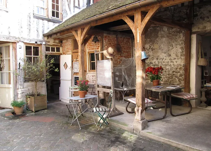 A L'ecole Buissonniere Готель типу 