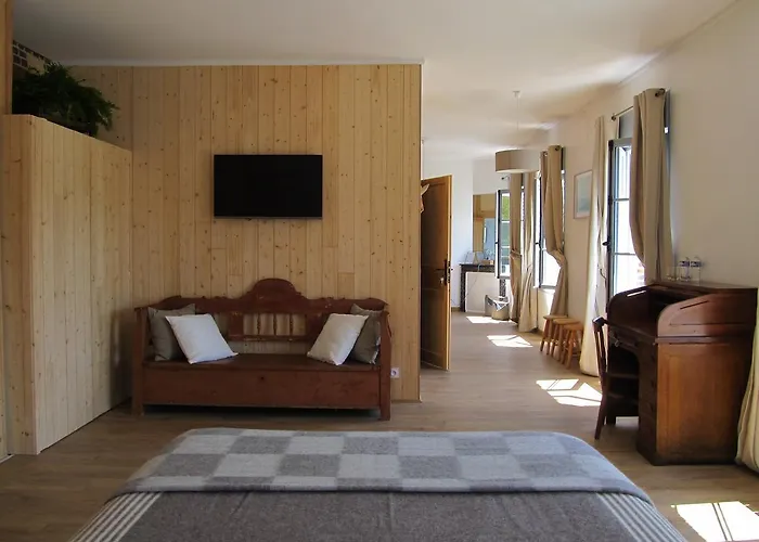 A L'ecole Buissonniere Готель типу 